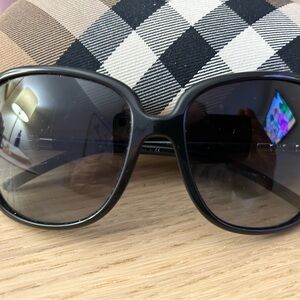 Burberry sunglasses